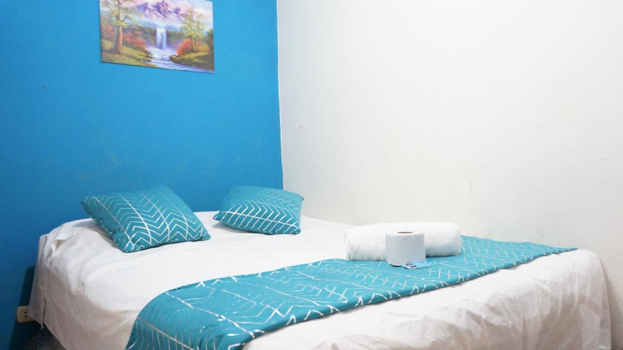 Aypa Hostal Trujillo Luaran gambar