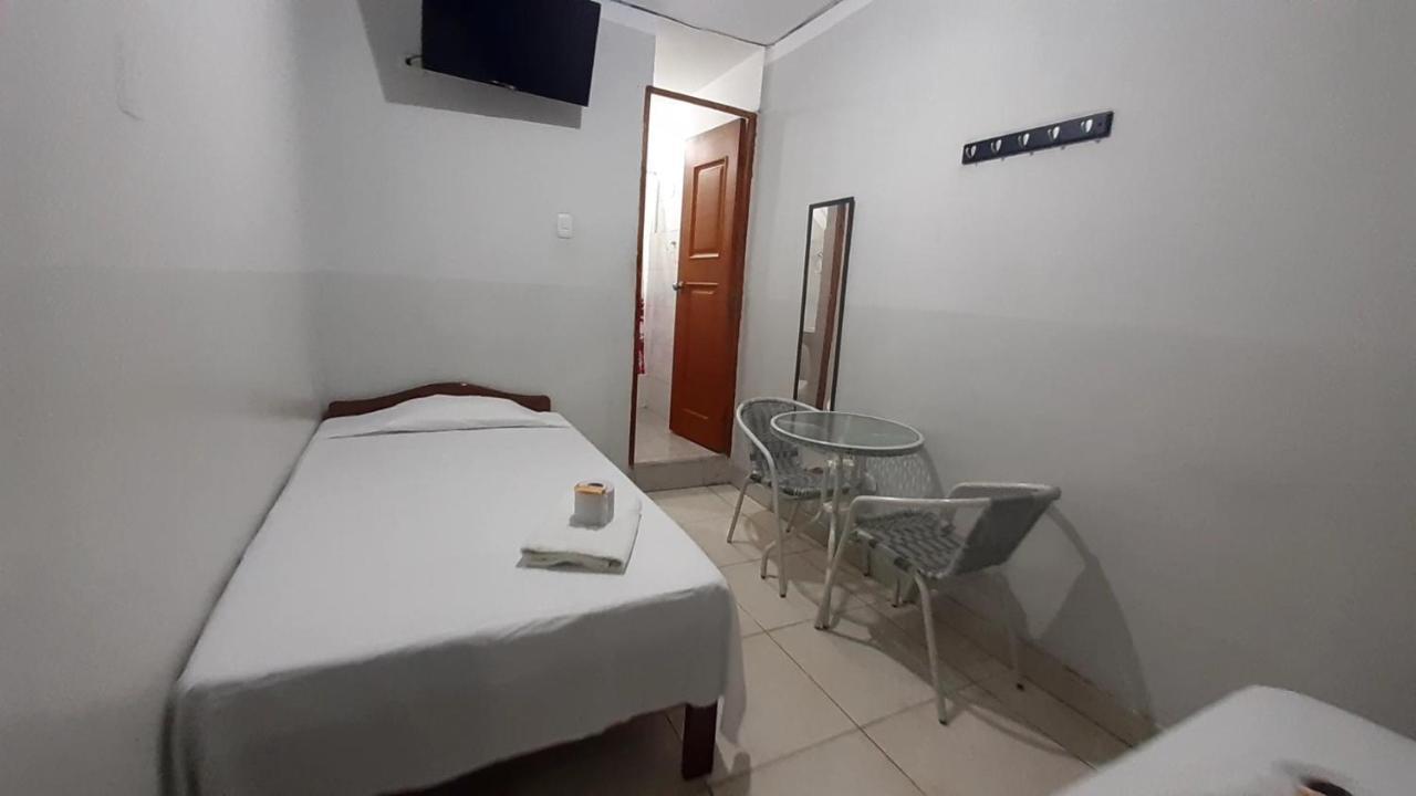 Aypa Hostal Trujillo Luaran gambar