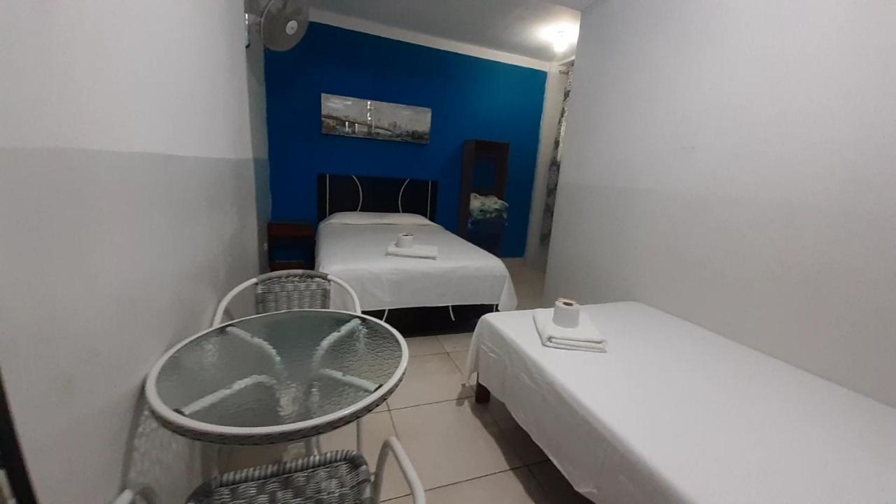 Aypa Hostal Trujillo Luaran gambar