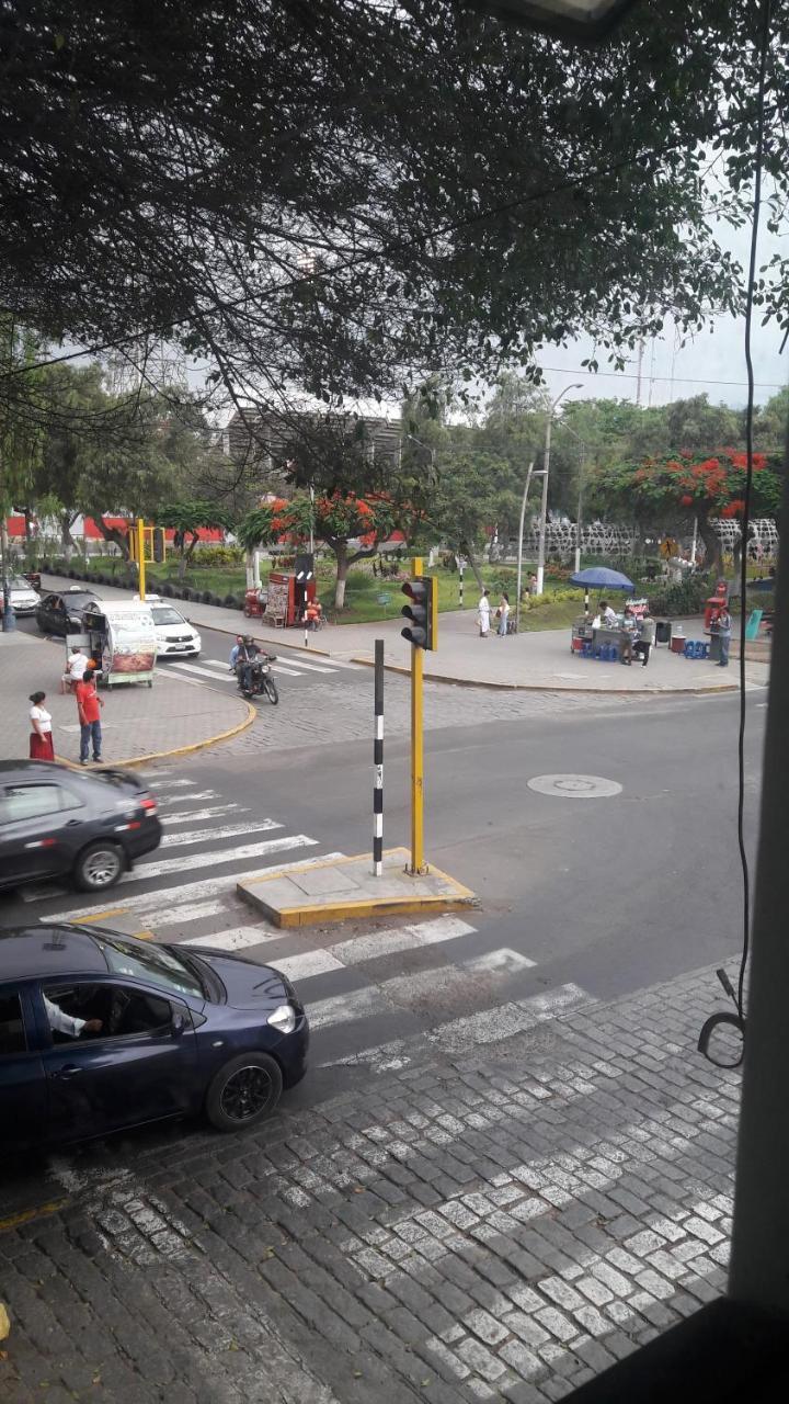 Aypa Hostal Trujillo Luaran gambar