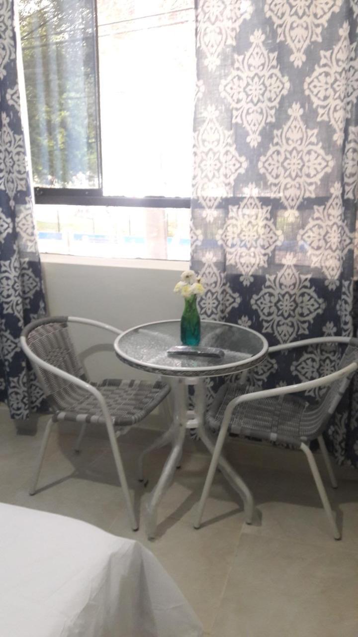 Aypa Hostal Trujillo Luaran gambar