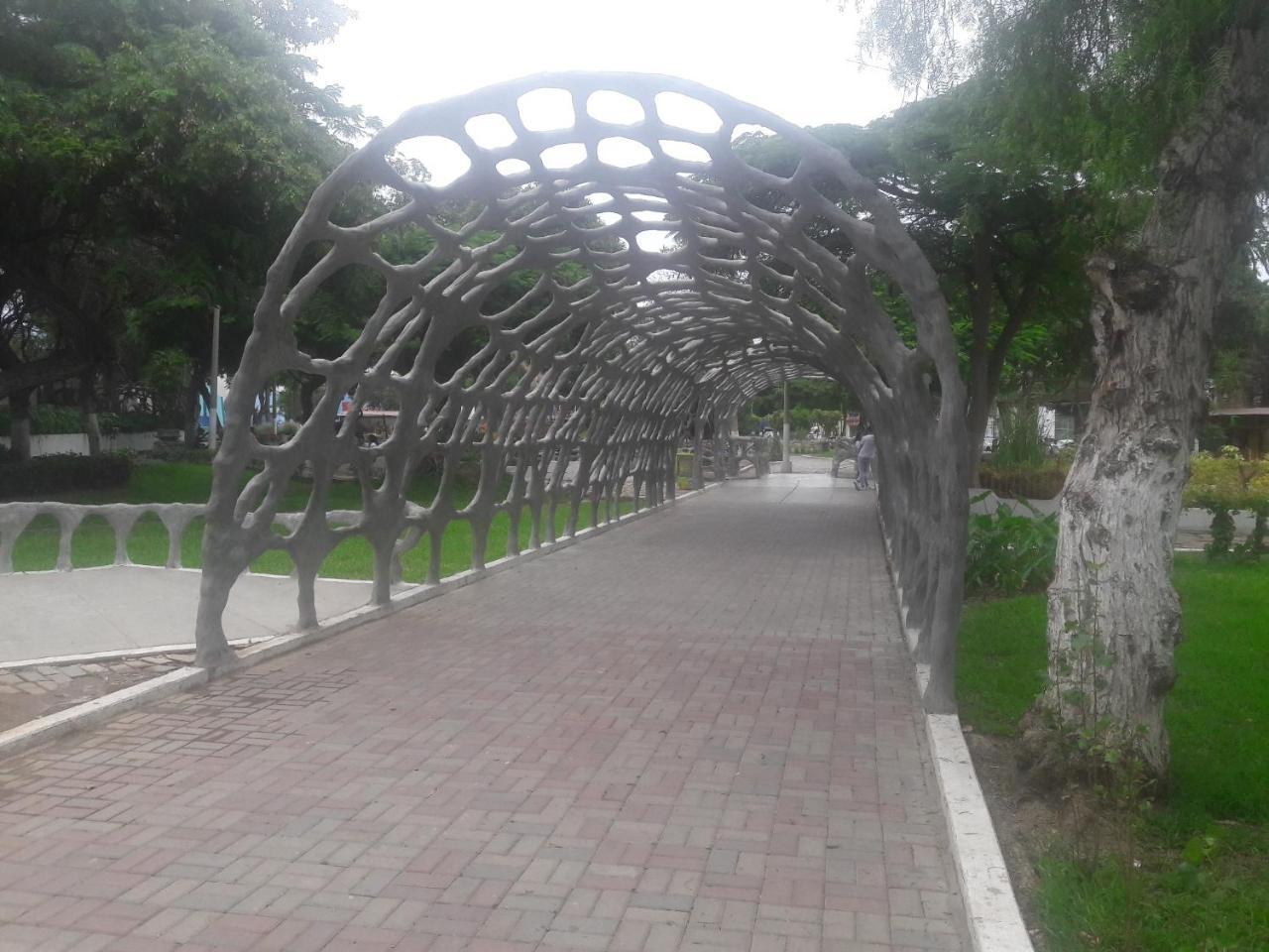 Aypa Hostal Trujillo Luaran gambar
